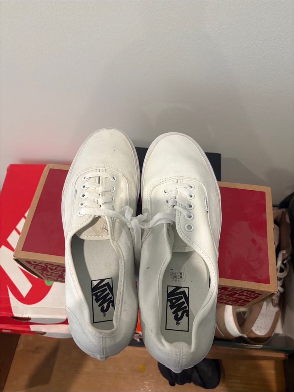 Vans White Canvas Low-Top Sneakers - Picture 4 of 4